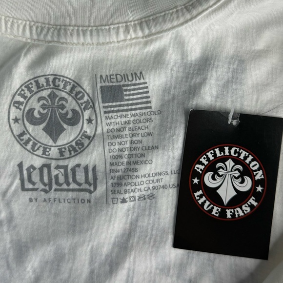 Legacy By Affliction Women’s Graphic Short Sleeve Crew Neck Tee-Sizes: M / L-NWT - Picture 7 of 8